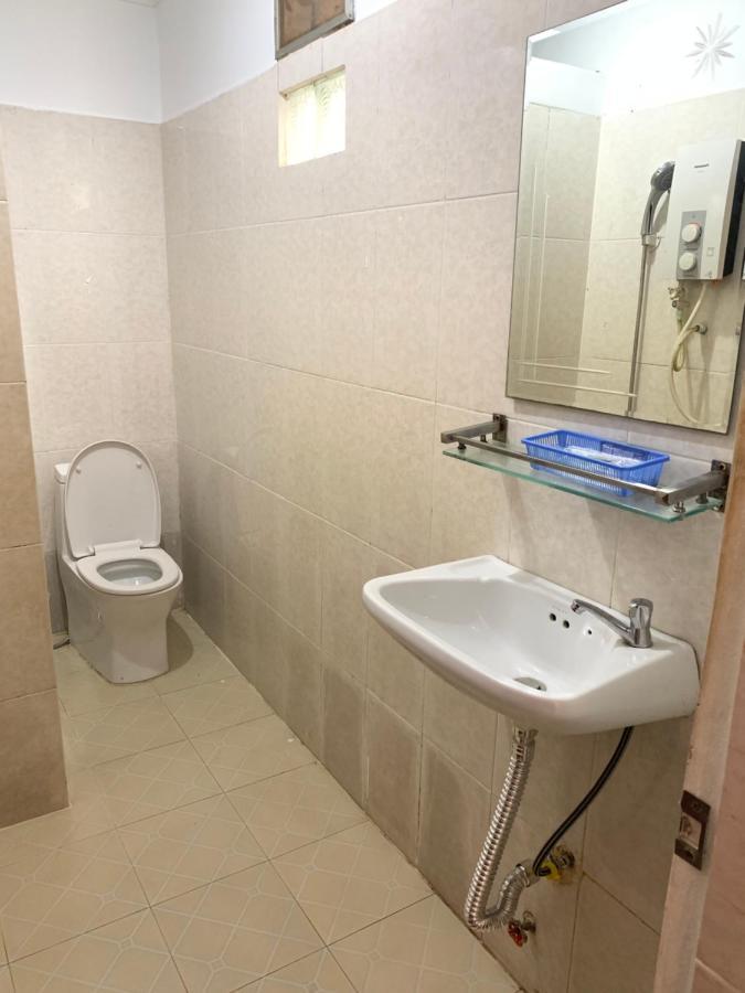 Reaksmey Meanrith Guesthouse And Residence Сіануквіль Екстер'єр фото